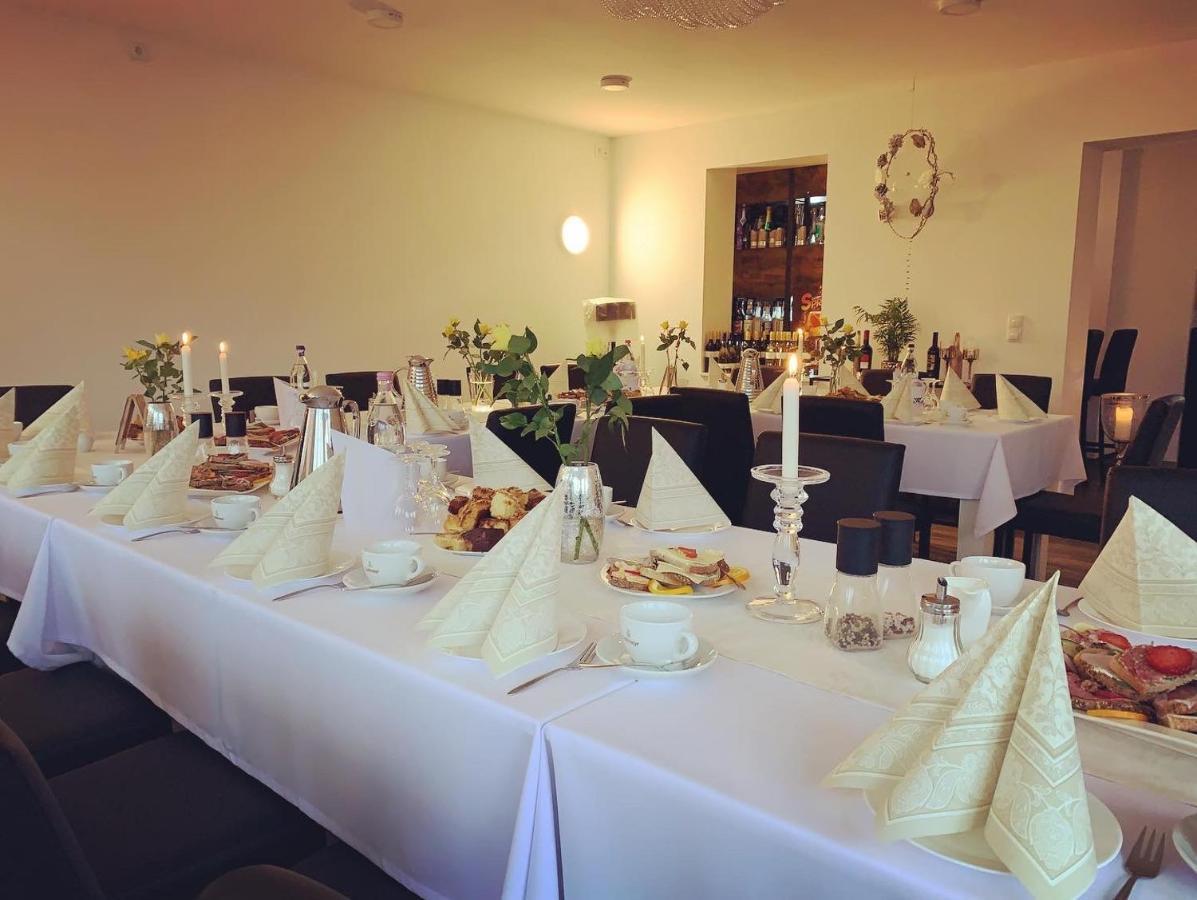Hotel & Restaurant Rosenhof Bergen  Extérieur photo